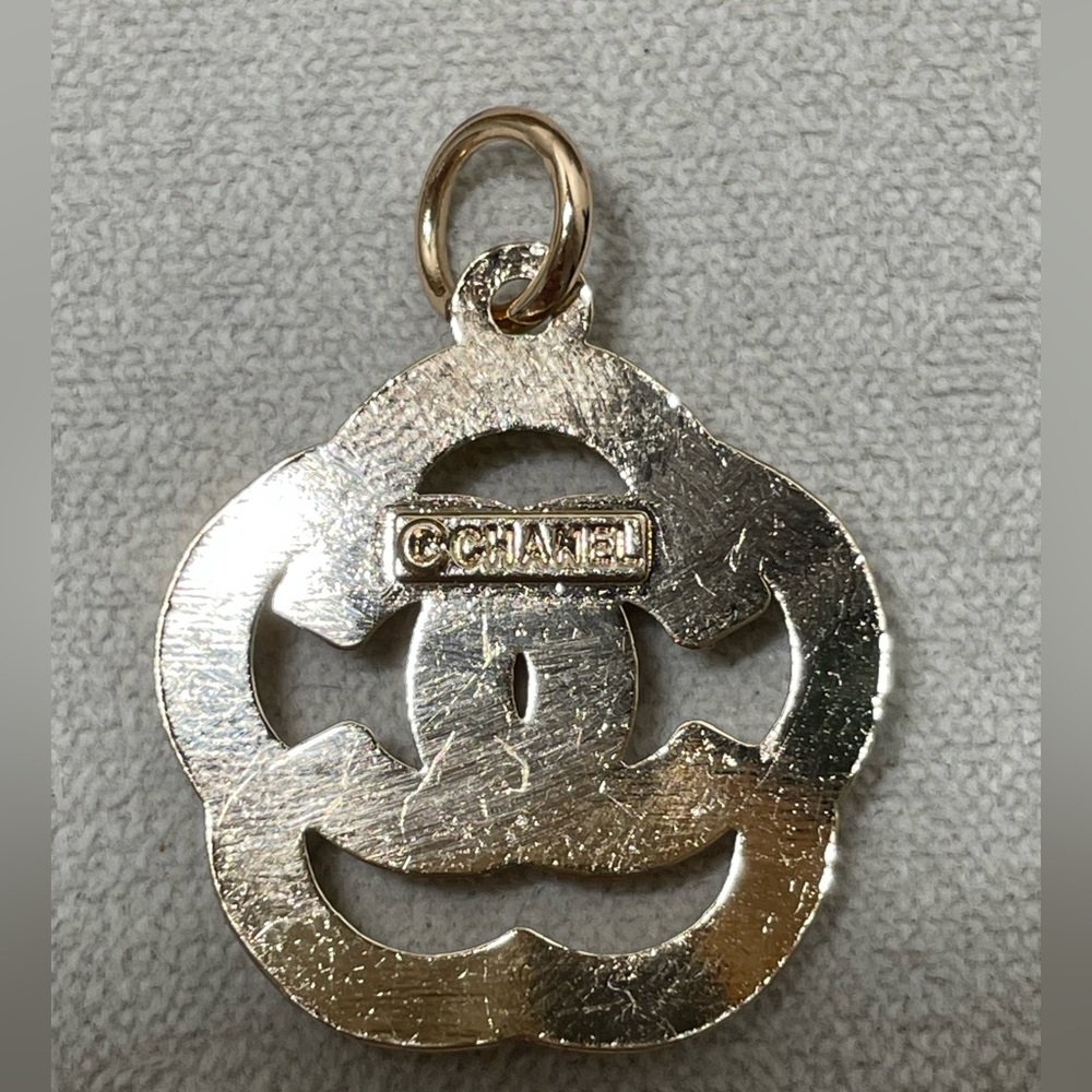 Sold CHANEL Hardware - Picture 10 of 12